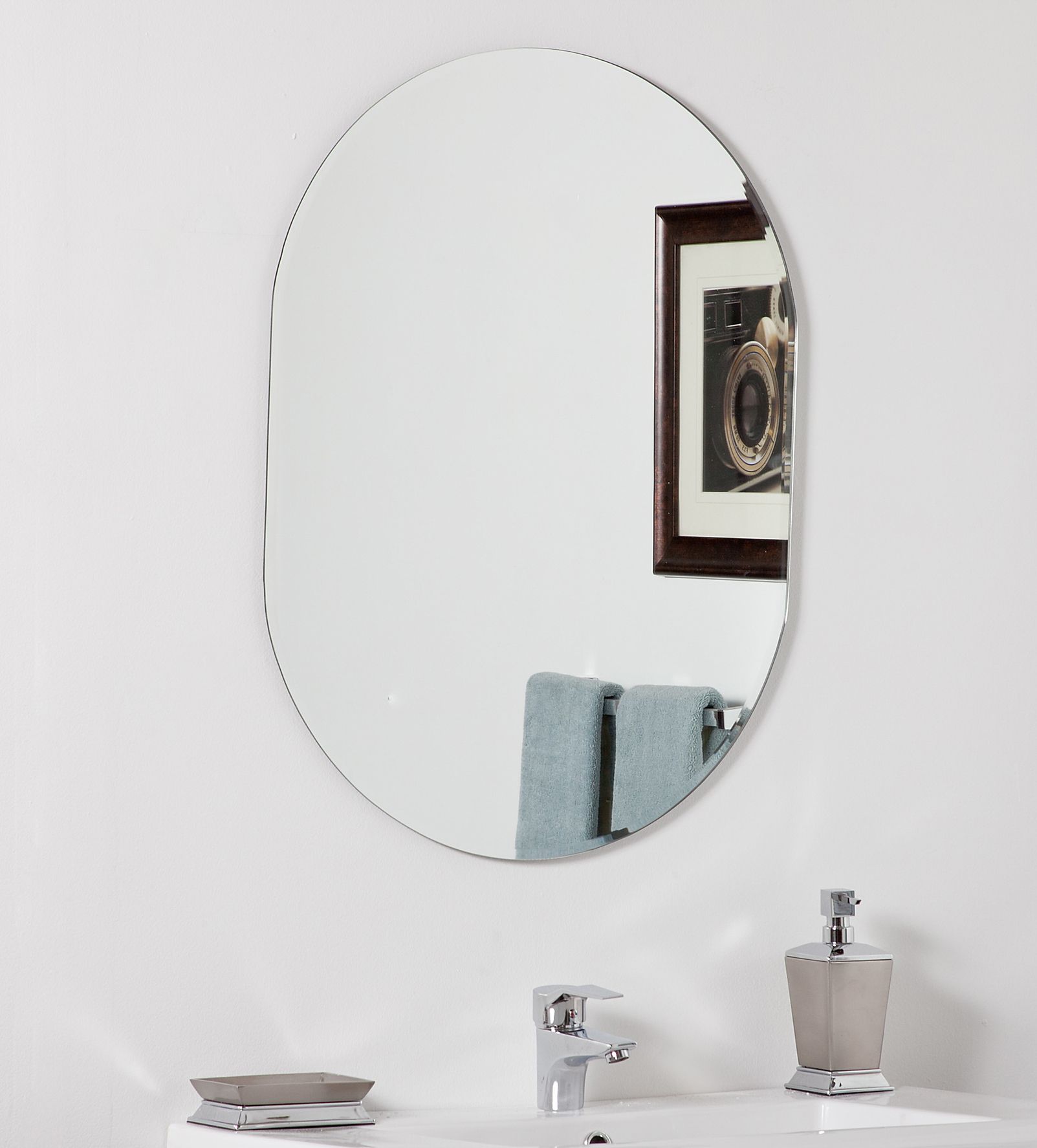 Khloe Modern 23 1/2" x 31 Oval Wall Mirror