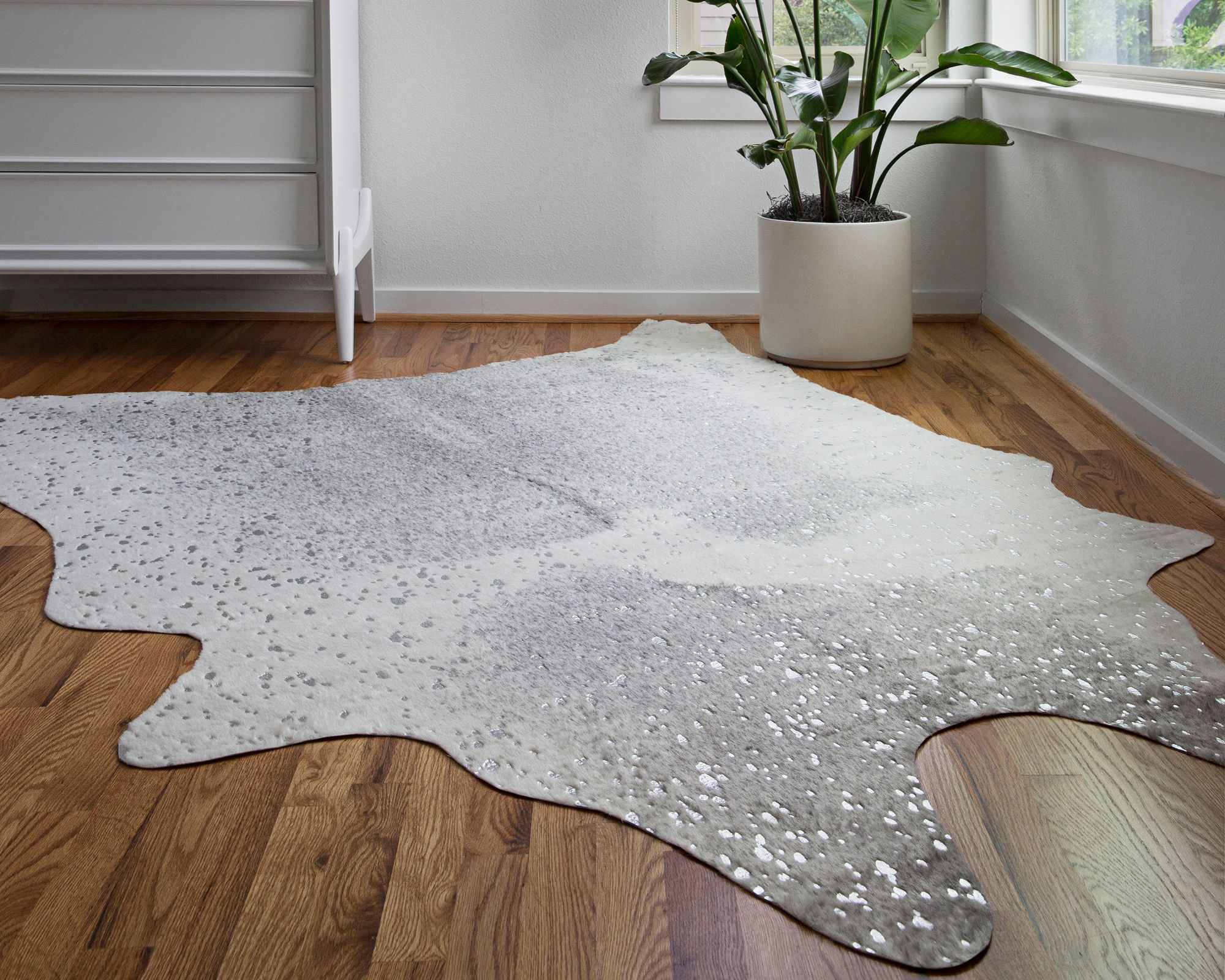 Loloi Bryce BZ-02 Gray and Silver Area Rug 