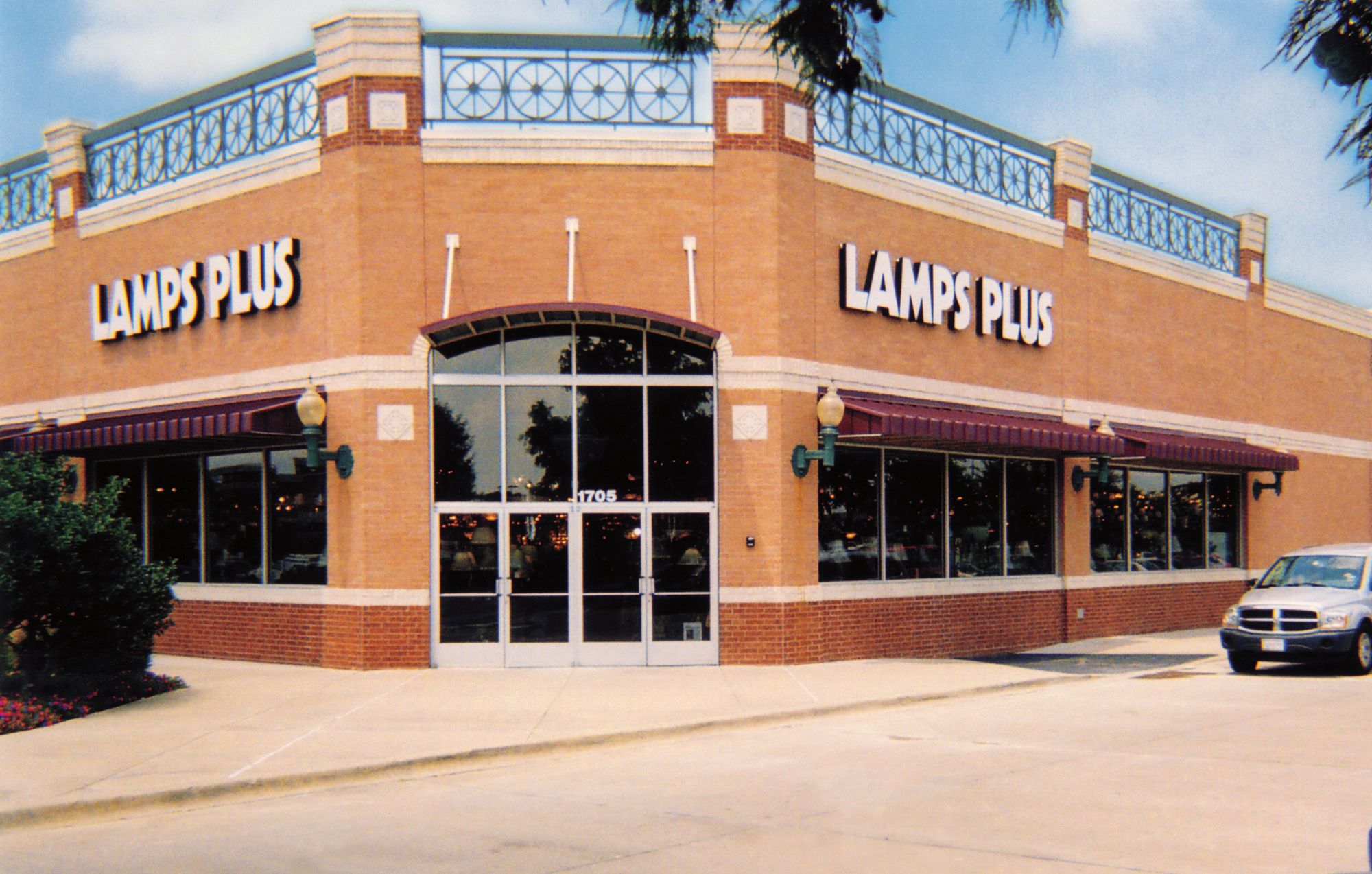 Lamps Plus Plano, TX 1705 Preston Rd, 75093 - Lighting Stores, Dallas