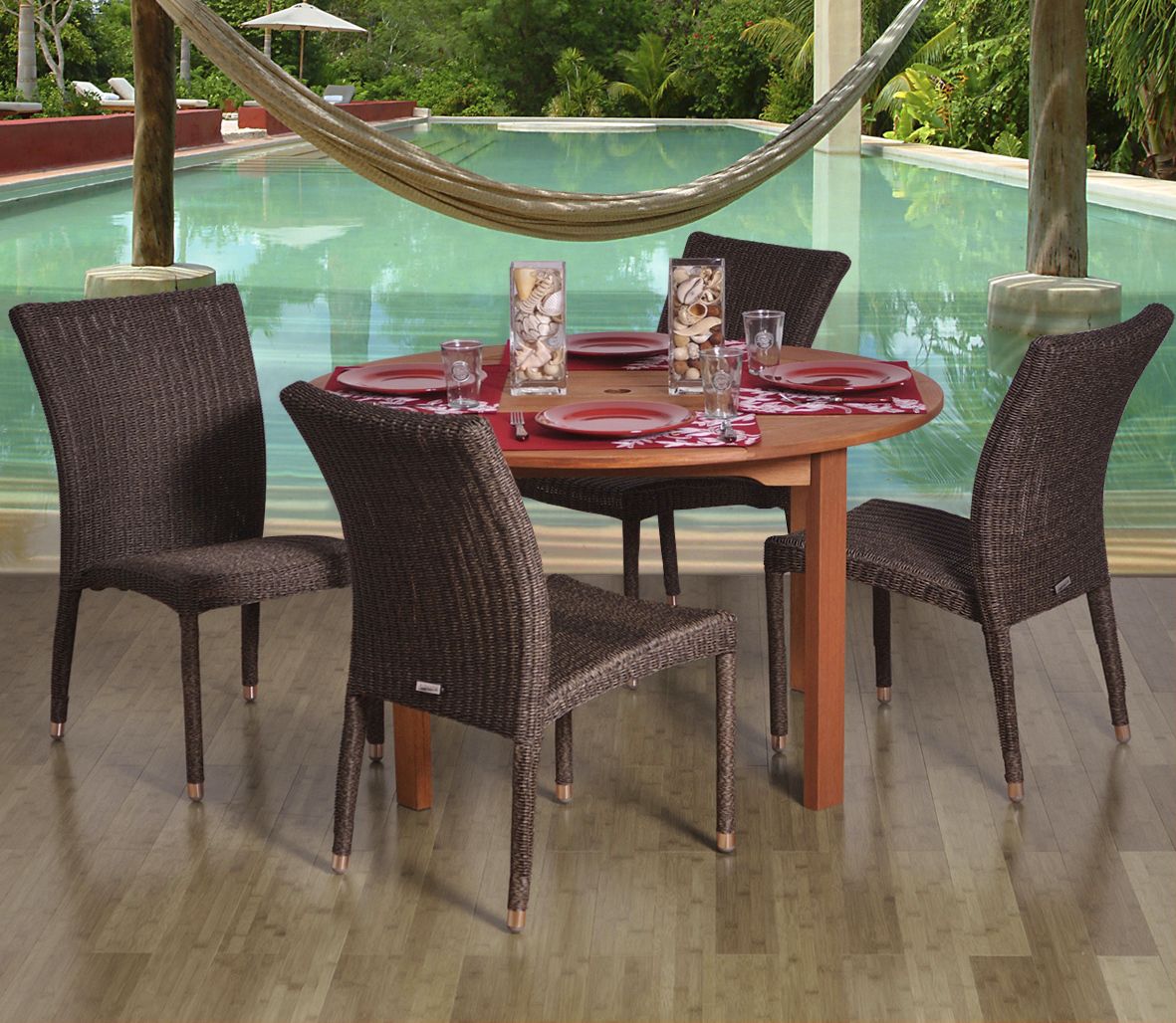 Plumera Wicker 5-Piece Round Patio Dining Set